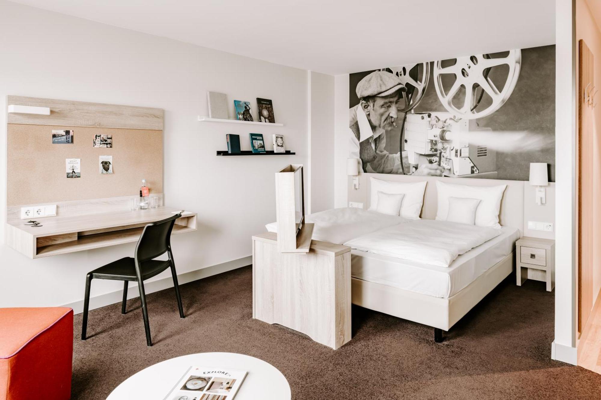 Hotel Vienna House Easy By Wyndham West Olympiapark 4*