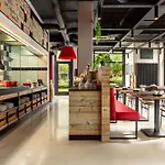 Vienna House Easy by Wyndham München City West Olympiapark