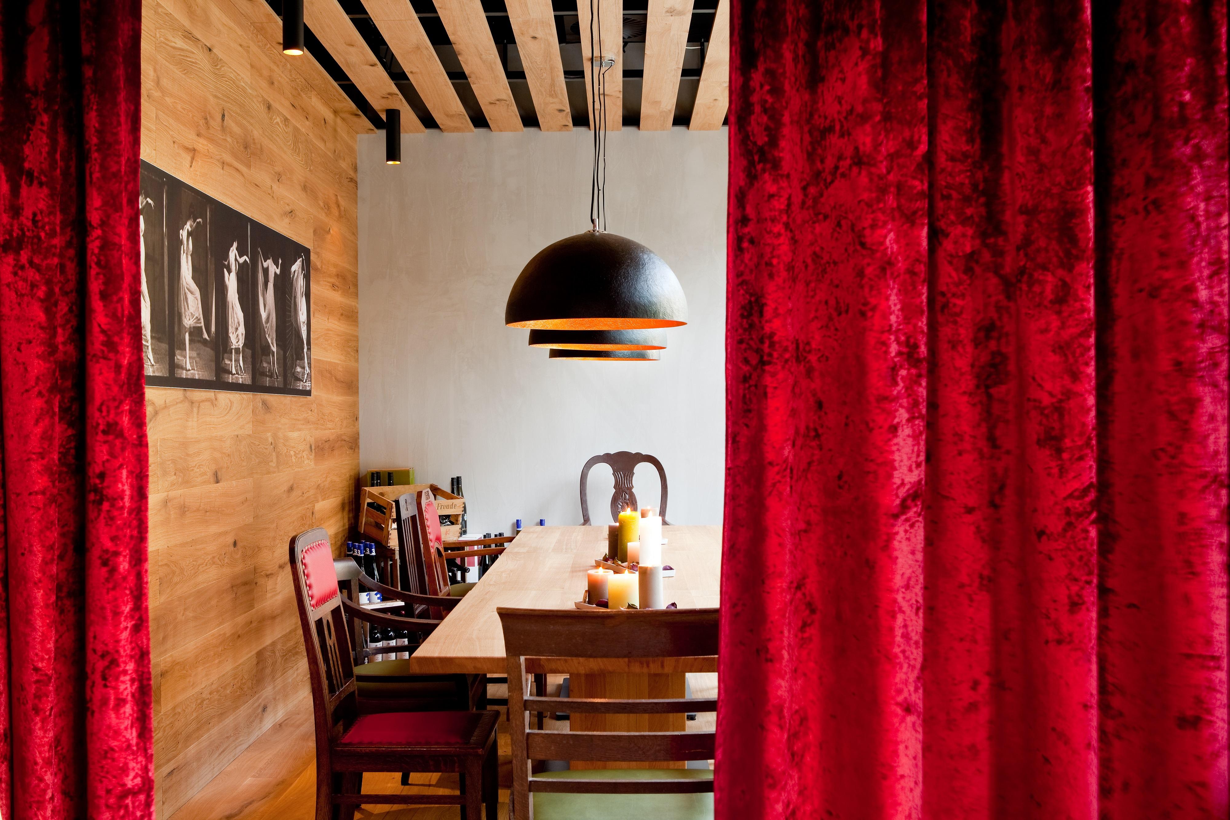 Vienna House Easy By Wyndham West Olympiapark Hotel 4*