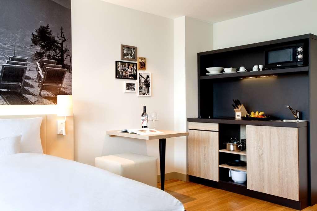 Vienna House Easy By Wyndham West Olympiapark Hotel 4*