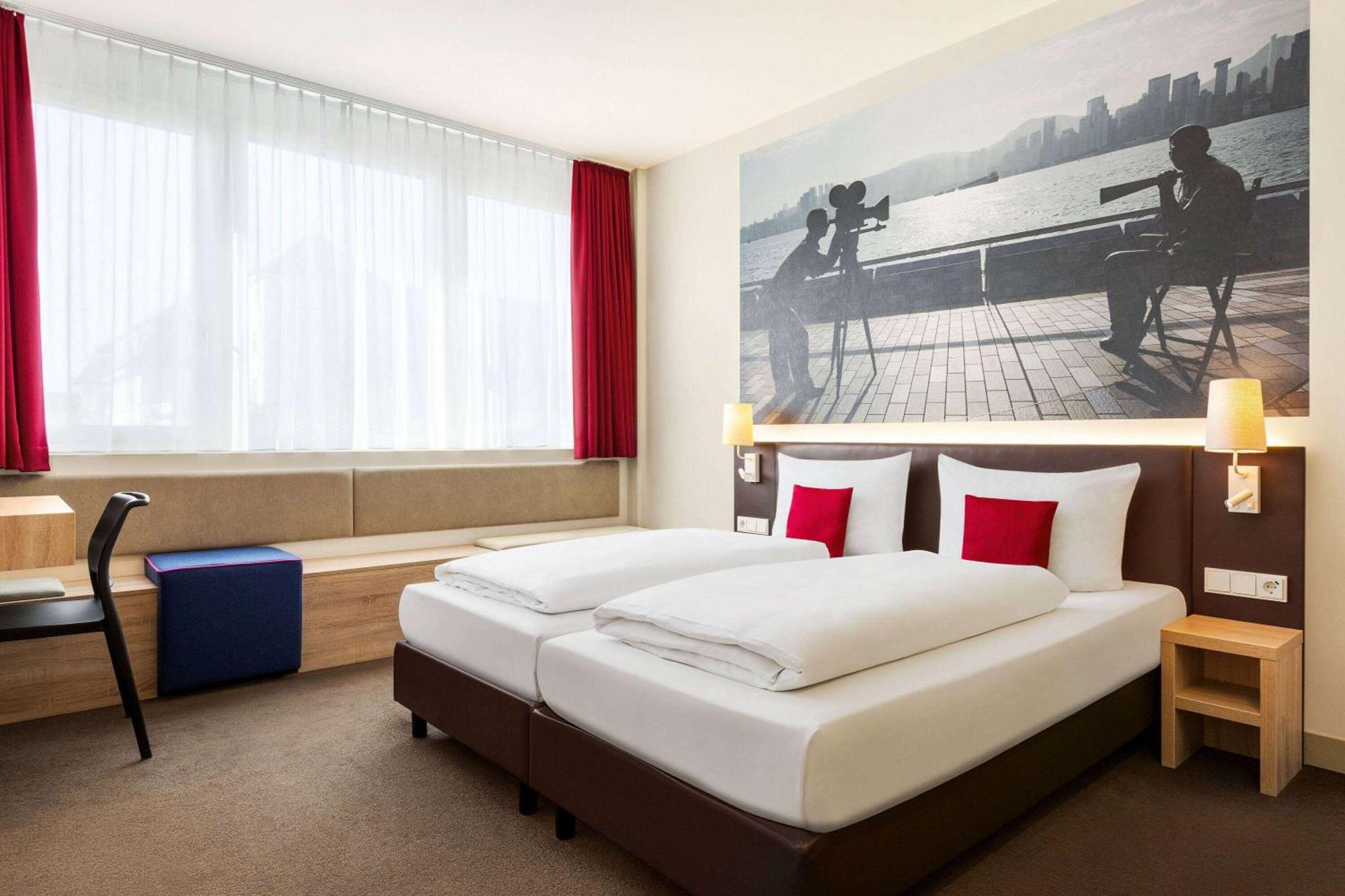 Hotel Vienna House Easy By Wyndham West Olympiapark München